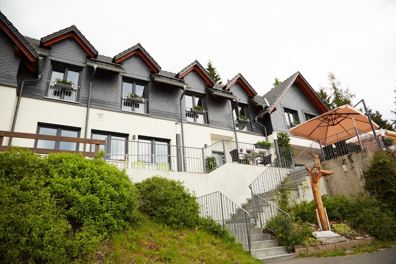 Hotel Die Triniushuette "Thueringens Schoenste Aussicht" Rauenstein Esterno foto